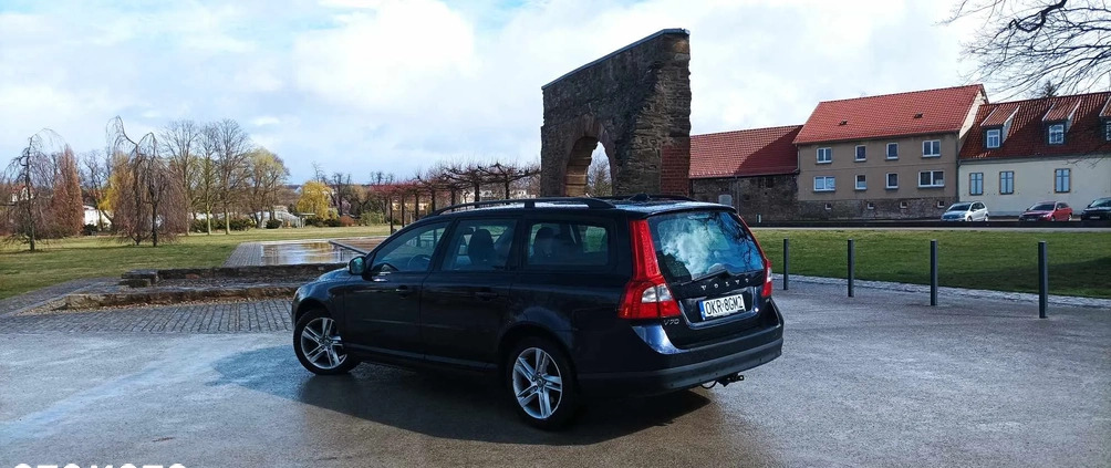 Volvo V70 cena 20500 przebieg: 399000, rok produkcji 2009 z Zdzieszowice małe 92